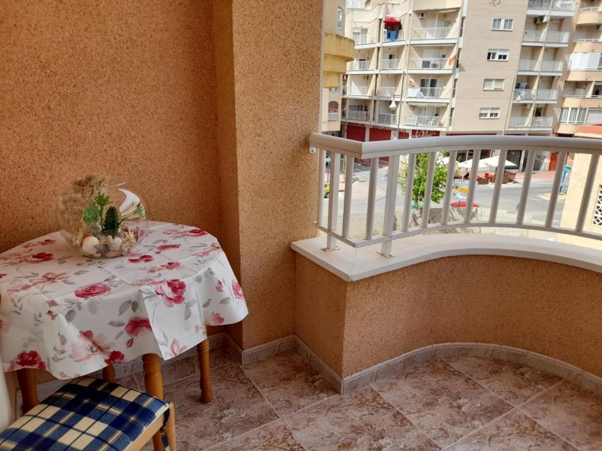 Luxury 2 Bedrooms Apartment With A Garage Torrevieja Bagian luar foto