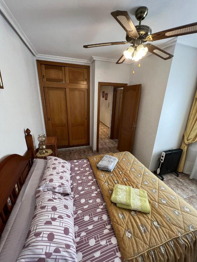 Luxury 2 Bedrooms Apartment With A Garage Torrevieja Bagian luar foto