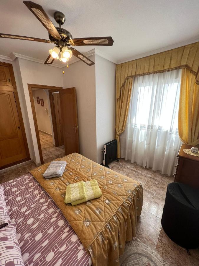 Luxury 2 Bedrooms Apartment With A Garage Torrevieja Bagian luar foto